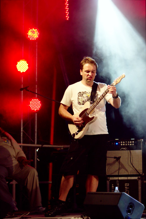 foto Grzegorz Tyszkiewicz i GooRoo Band