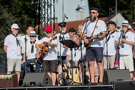 foto Męski Chór Szantowy "Zawisza Czarny", Rozewie