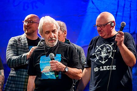 foto All Hands
